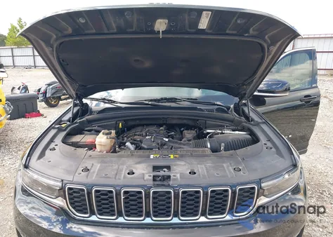 2022 Jeep Grand Cherokee L Limited 4X4 from USA, damaged, VIN 1C4RJKBG1N8511736